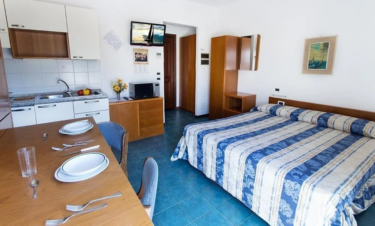 Casavacanze Internazionale Diano Marina 0*,