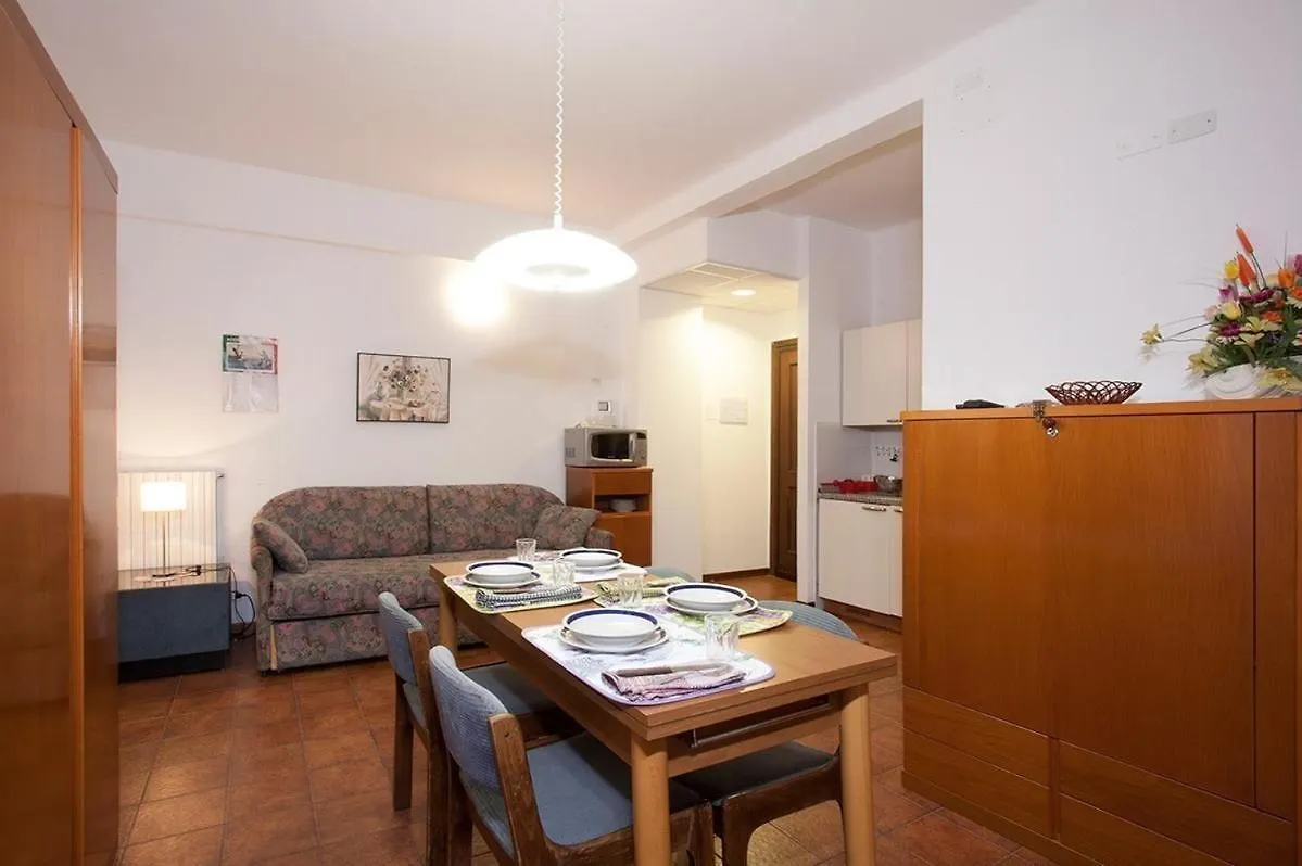 Casavacanze Internazionale Diano Marina 0*,