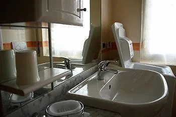 Casavacanze Internazionale Диано-Марина 0*,