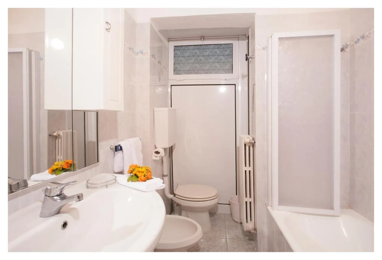Casavacanze Internazionale Diano Marina 0*,