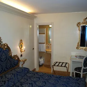 Vecellio 3*, Венеция Италия