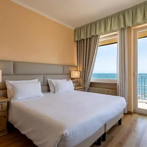 4* Hotel Palace
