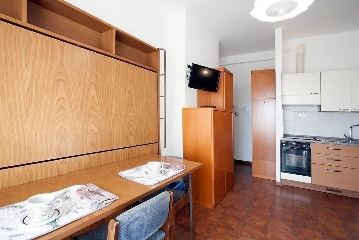 Casavacanze Internazionale Aparthotel Diano Marina Italy
