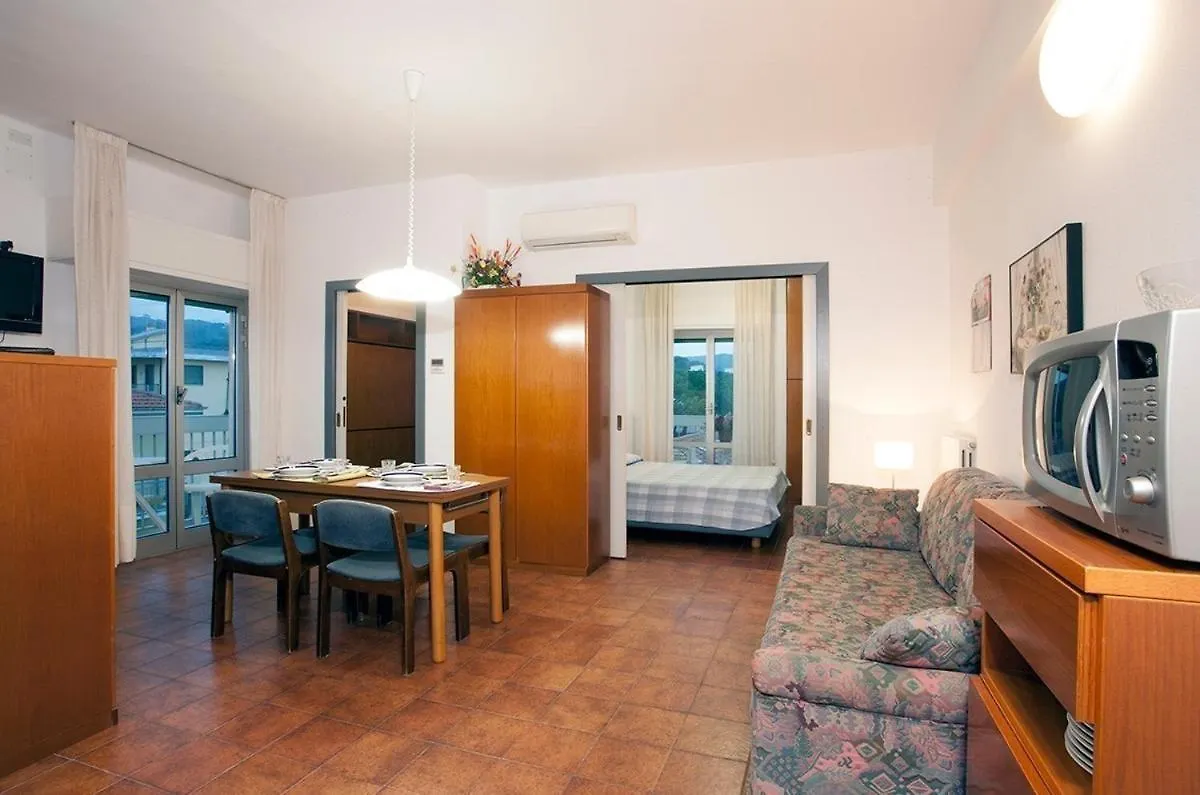 Casavacanze Internazionale Aparthotel Diano Marina