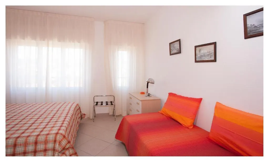Casavacanze Internazionale Aparthotel Diano Marina 0*,  Italy